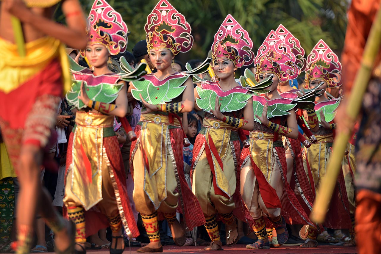 Pawai Budaya - Festival Krakatau 2015 - 11