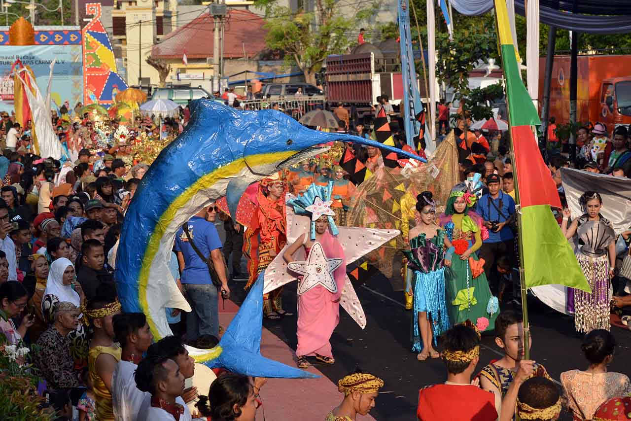Pesisir Barat - Pawai Budaya Festival Krakatau 2015