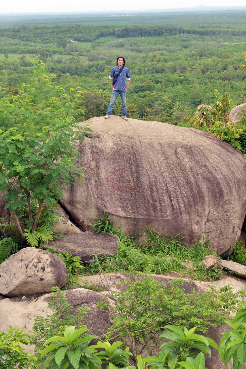 Wisata Gunung Batu Sri Katon - Yopie Pangkey - 4