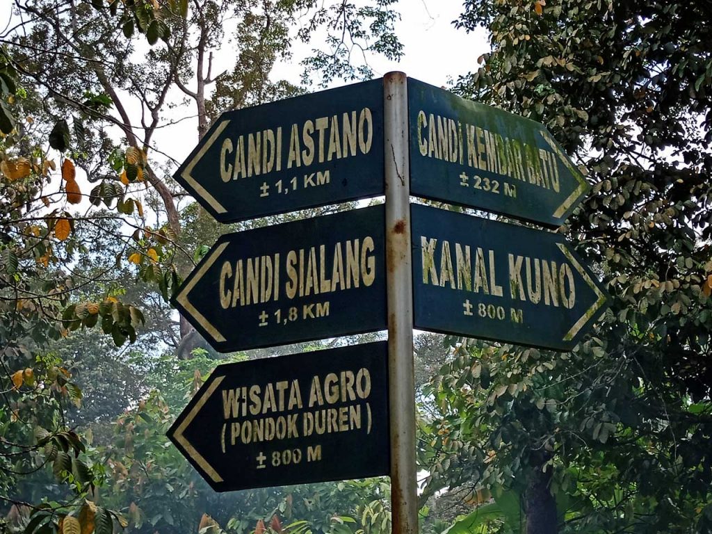 Candi Astano - Candi Sialang - Candi Kembar Batu - Kanal Kuno