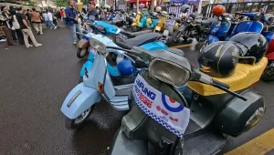 Lampung Mods Mayday 2026 di Pasar Raya Lebak Budi - scooterist berkumpul menikmati musik dan suasana komunitas - Yopie Pangkey